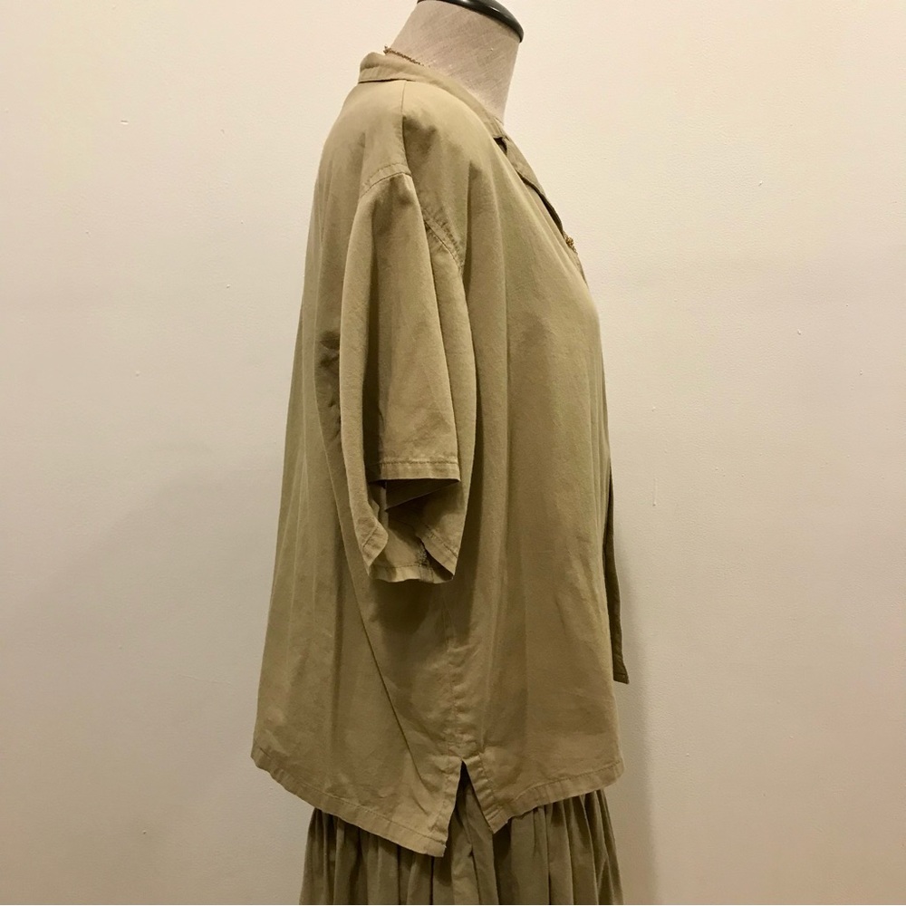 Vintage Metropole Boxy Short Sleeve Shirt in Khaki. Size M. - Picture 4 of 11